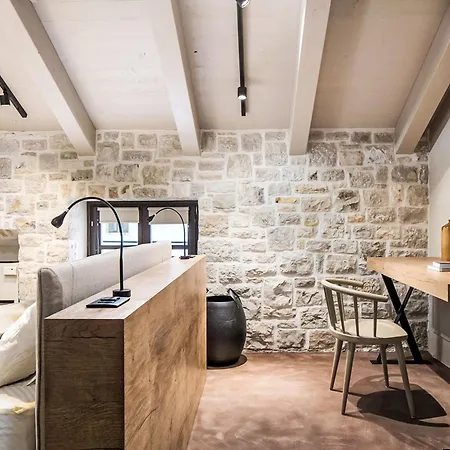 Euphrasiana By Interhome