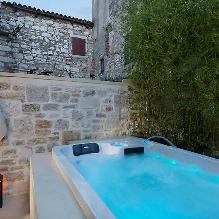 Holiday home Euphrasiana By Interhome